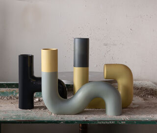 Nuove Forme 'Pidou Vase shape H', dark grey GREY NUFO22VAS465GRY