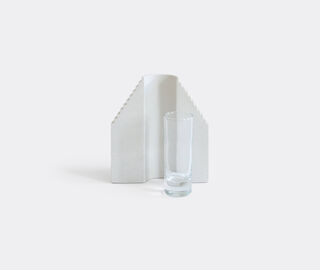 Origin Made 'Ark Vase', half small WHITE ORMA22ARK099WHI