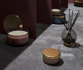 AYTM 'Darling Touch' scented candle MULTICOLOUR AYTM22SCE680PIN