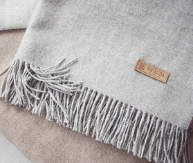 Innata 'Essential Plaid' blanket, light grey GREY INNA19PLA294GRY