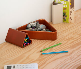 Raawii 'Canvas' centrepiece, brown BROWN RAAW22CEN809BRW