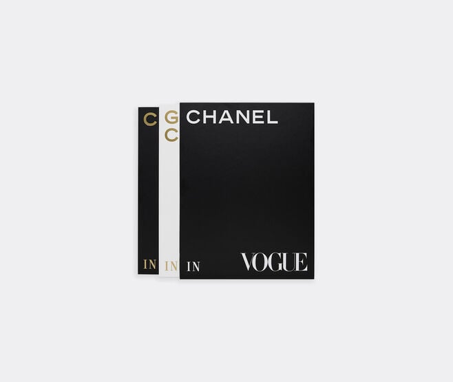 Thames & Hudson 'Chanel in Vogue' MULTICOLOR THHU26CHA772MUL