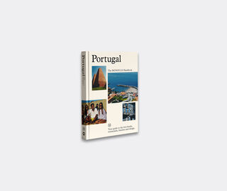 Thames &amp; Hudson 'Portugal: The Monocle Handbook' MULTICOLOR THHU26POR542MUL