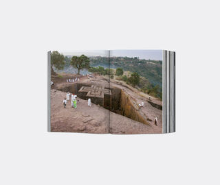 Taschen 'Bjarne Mastenbroek. Dig it! Building Bound to the Ground' MULTICOLOUR TASC21BJA172MUL