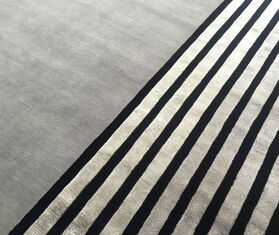 Illulian &#39;Seven&#39; rug GREY ILLU16SEV668GRY