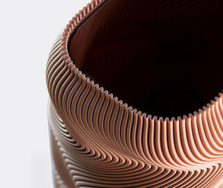 Sheyn 'Moir&eacute;' vase, salmon CORAL SHEY26MOI336COR