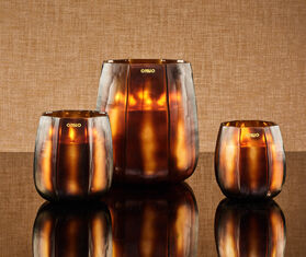 ONNO Collection 'Embrace' candle, Sage scent, medium AMBER ONNO23CAN517AMB