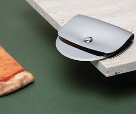 Alessi 'Taio' pizza wheel MULTICOLOUR ALES21TAI069SIL