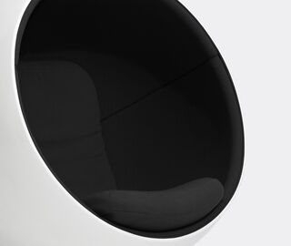 Eero Aarnio Originals 'Ball Chair', black Hallingdal BLACK EEAA19BAL299BLK