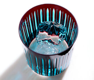 L'Objet 'Prism' cocktail glass, set of four, bordeaux BURGUNDY LOBJ24PRI167RED