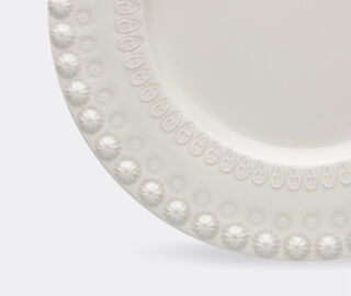 Bordallo Pinheiro &lsquo;Fantasia&rsquo; dessert plate, set of four, ivory IVORY BOPI23FAN680WHI