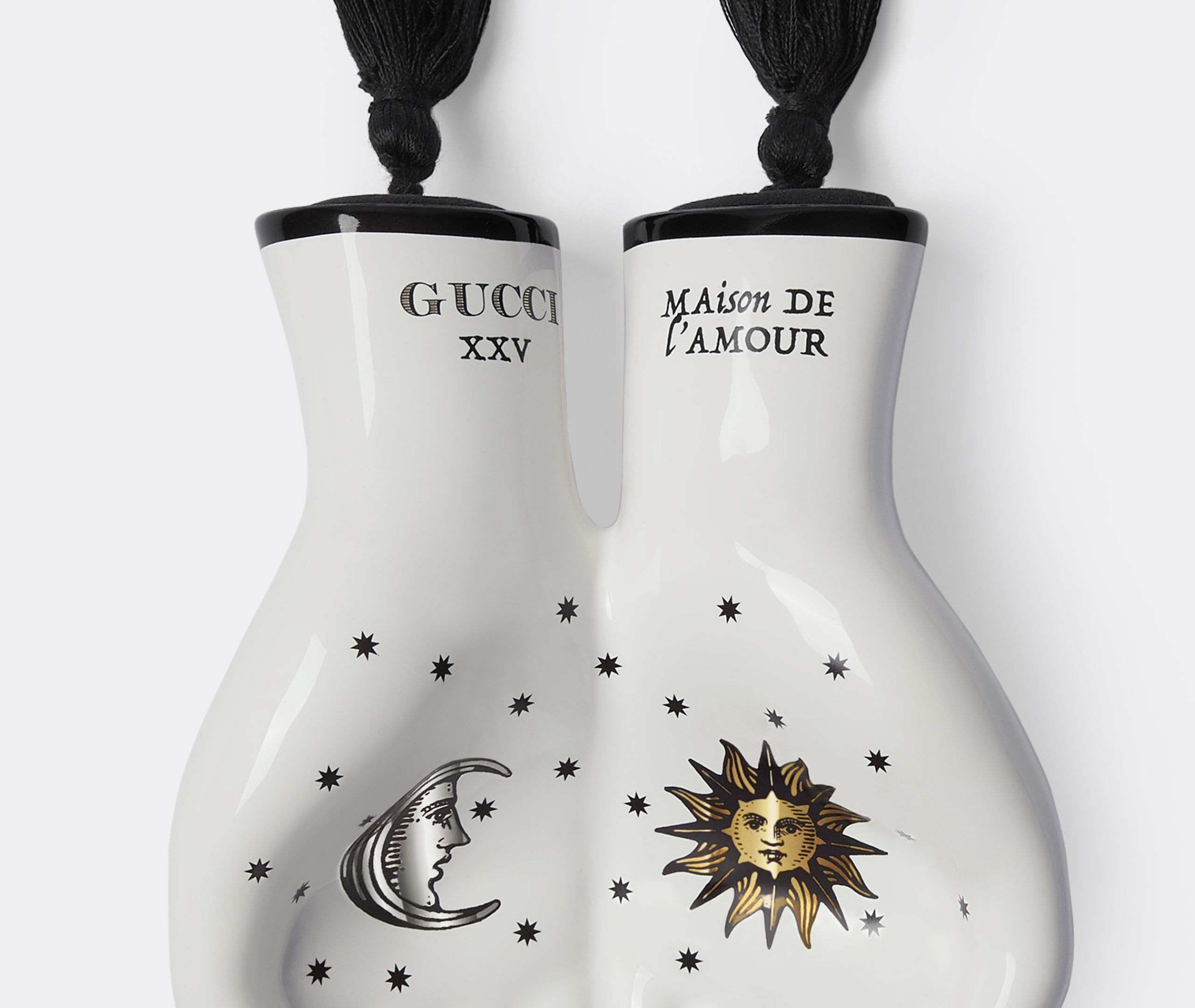 Maison de L'Amour' hands change tray, white by Gucci | Decorative