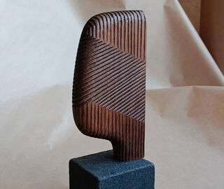Zanat 'Moai' bookend, walnut oil BROWN ZANA26MOA633BRW