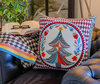 VESTA 'Christmas Tree' cushion, multicolor MULTICOLOUR VEST26LAR993MUL