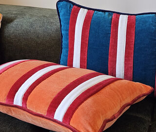 Les-Ottomans Striped velvet cushion, blue MULTICOLOUR OTTO25VEL282BLU