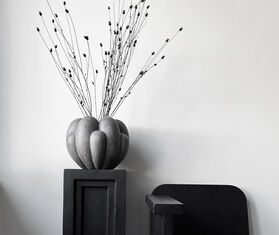 101 Copenhagen &#39;Bloom&#39;  vase, mini, dark grey GREY COPH25BLO102GRY