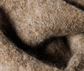 The House of Lyria 'Rovere' throw TAUPE HOLY23ROV722TAU