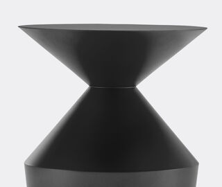 Viccarbe 'Shape - Model O' table, black BLACK VICC21SHA037BLK