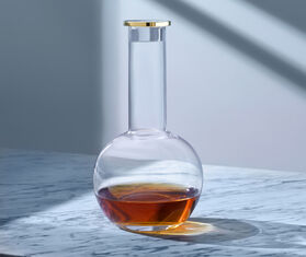 LSA International &#39;Luca&#39; decanter and stopper GOLD LSAI21LUC960GOL