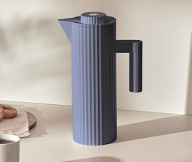 Alessi &#39;Pliss&eacute;&#39; thermo insulated jug, grey GREY ALES22PLI363GRY