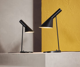 Louis Poulsen 'AJ Mini' table lamp, black, UK plug BLACK LOPO23MIN088BLK