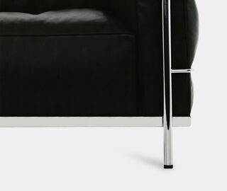 Cassina '3 Fauteuil Grand Confort' grand mod&egrave;le padded armchair, dark grey leather BLACK CASS21PAD503BLK
