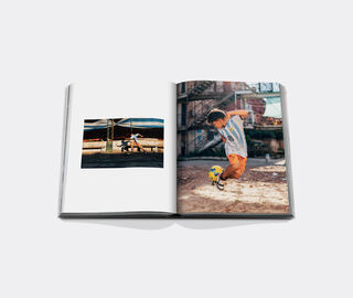 Assouline 'Football Roots: The Spirit of the Game' MULTICOLOUR ASSO26FOO857MUL