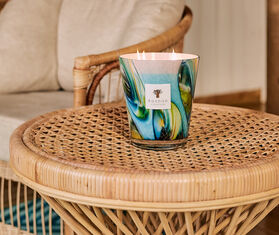 Baobab Collection 'Oceania Tingari' candle, medium BLUE BAOB24OCE958MUL