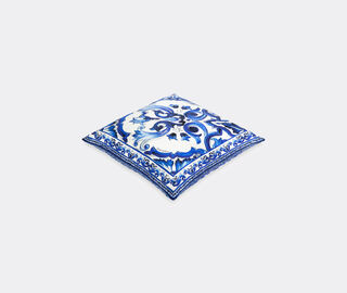 Dolce&amp;Gabbana Casa 'Blu Mediterraneo' silk twill cushion, medium BLUE DGCA22SIL216MUL
