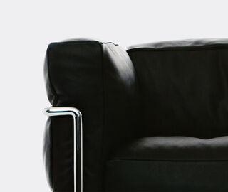 Cassina '3 Fauteuil Grand Confort' grand mod&egrave;le padded armchair, dark grey leather BLACK CASS21PAD503BLK