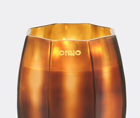 ONNO Collection 'Embrace' candle, Sage scent, small AMBER ONNO23CAN494AMB