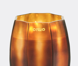 ONNO Collection 'Embrace' candle Sage scent, small AMBER ONNO23CAN494AMB