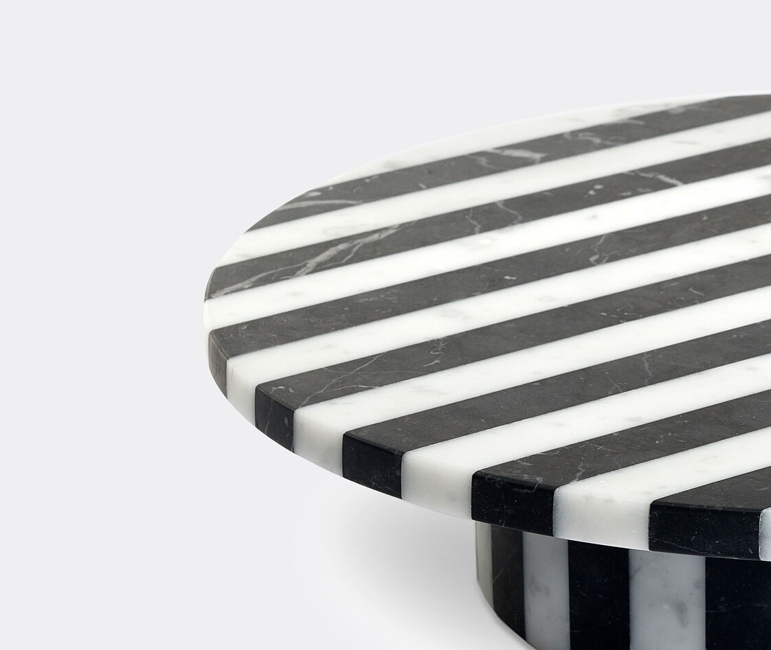 Shop Editions Milano Serving And Trays Black/white 1