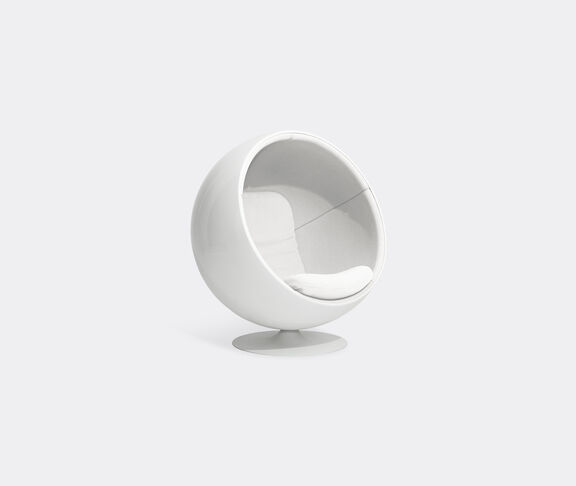 Eero Aarnio Originals 'Ball Chair', white Tonus White ${masterID}