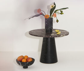 MMairo 'Inside Out' vase, black BLACK MMAI19INS192BLK