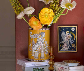 La DoubleJ &#39;The Sphynx&#39; pillar vase, saffron YELLOW LADJ25PIL516MUL