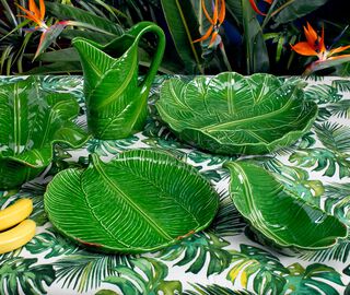 Bordallo Pinheiro 'Banana madeira' centerpiece GREEN BOPI22BAN945GRN