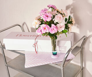 Flowerism&nbsp;Studio 'Tea Rose Bundle' bouquet, set of seventeen, multicolor MULTICOLOUR FLOW26ROS312MUL