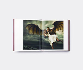 Phaidon 'Annie Leibovitz: Wonderland' BEIGE PHAI22ANN526BEI
