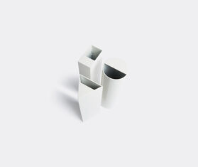 House of Today 'Ikebana' vase, off-white IVORY HOTO18IKE262WHI