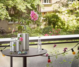 Vitra 'Nuage Ceramique' vase WHITE VITR18NUA544WHI