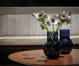 Poltrona Frau &#39;Blue Pallo&#39; vase, small BLUE POFR20BLU409BLU