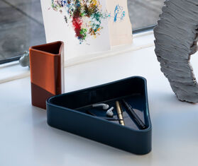 Raawii &#39;Canvas&#39; centrepiece, blue BLUE RAAW22CEN823BLU