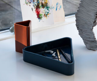 Raawii 'Canvas' centrepiece, blue BLUE RAAW22CEN823BLU