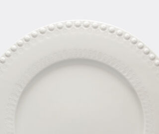 Bordallo Pinheiro &lsquo;Fantasia&rsquo; charger plate, set of two, ivory IVORY BOPI23FAN666WHI