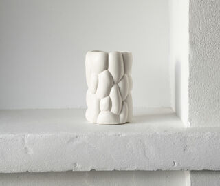 Raawii 'Cloud' vase, large, white WHITE RAAW23CLO731GRY