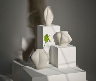 AYTM 'Saltare' vase, wide, cream IVORY AYTM26SAL855IVO