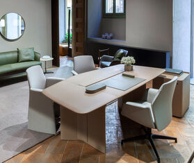 Poltrona Frau &#39;Zhuang Desk&#39; multipurpose box TAUPE POFR20ZHU652GRN