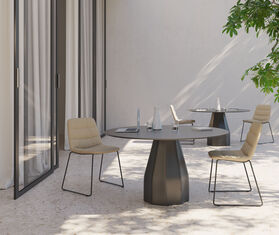 Viccarbe &#39;Burin&#39; table, black BLACK VICC21BUR068BLK