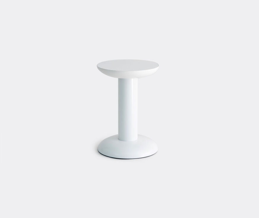 Raawii 'Thing' side table, white White RAAW22SID028WHI